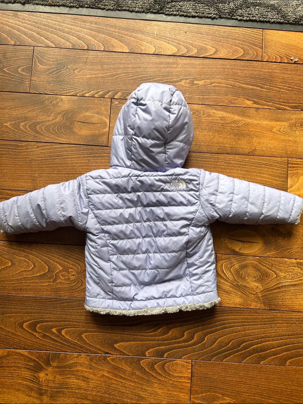 Kids Jacket Image - Subcategory Classification - Picture 2 of 3